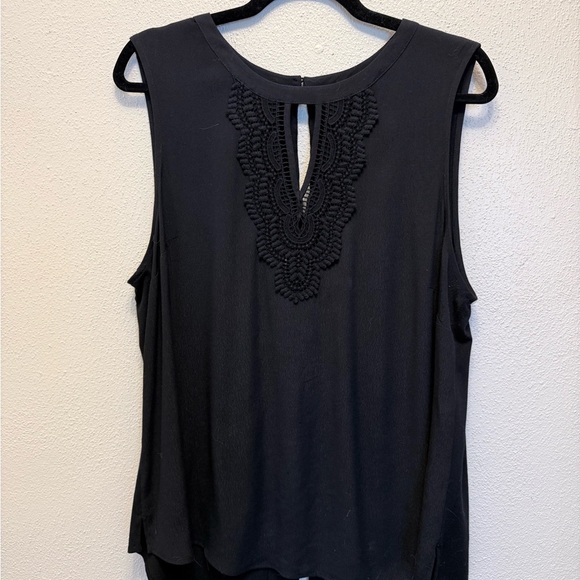 Danielrainne Black Crochet Keyhole Sleeveless Tank Top Size XL - Picture 4 of 7